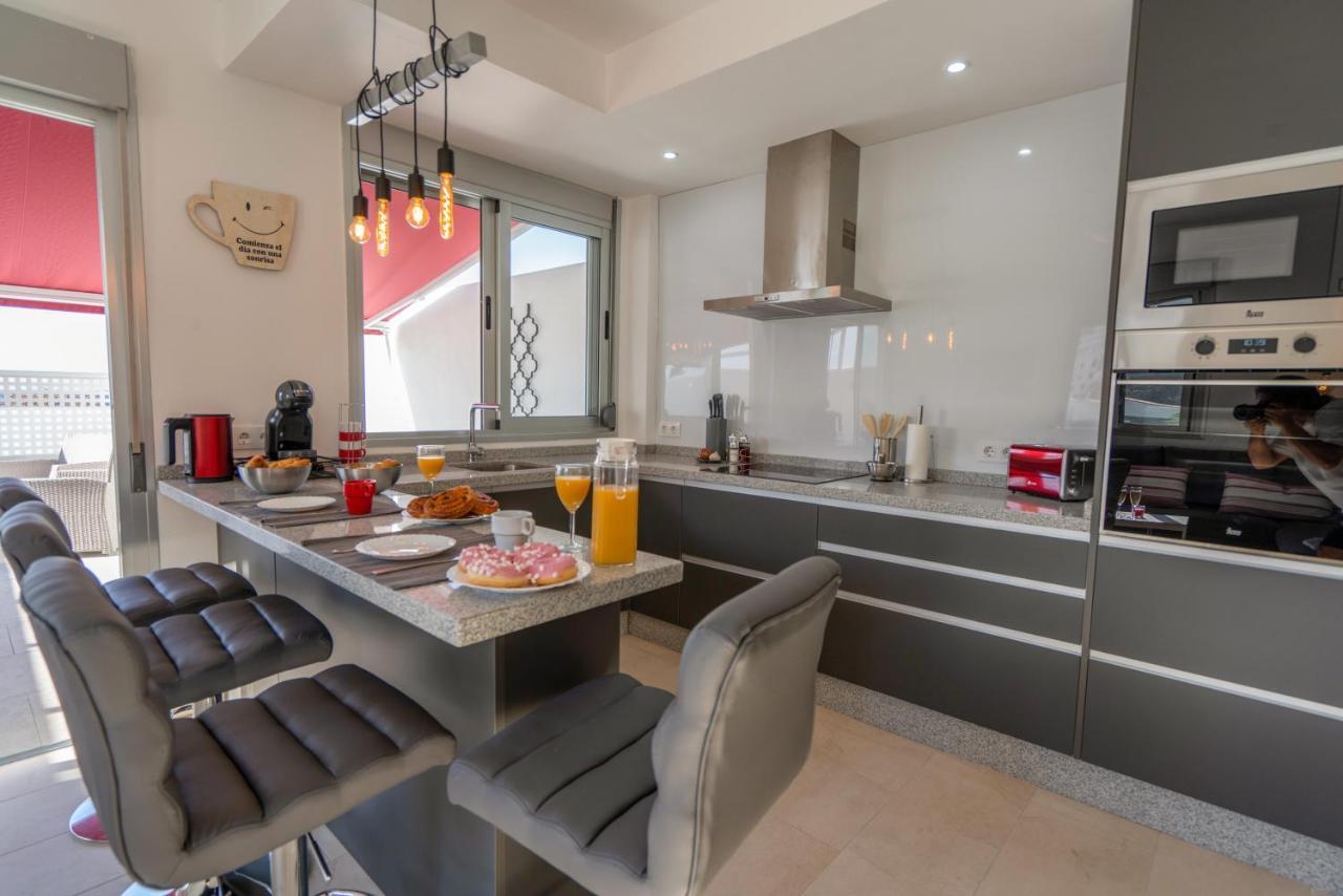 Luxurious Apartment With Large Terrace And Sea Views Tabaiba エクステリア 写真